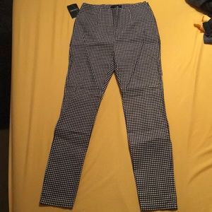 Black/white checkered ankle pants
